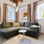 Gut Pecketsberg 公寓